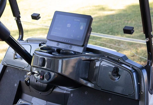 Full digital interface of ICON i60L showing reverse camera feed  and performance data on 10-inch screen